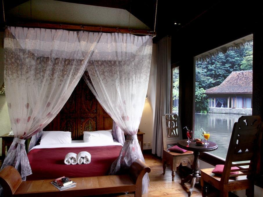 Taman liburan Imah Seniman Lembang